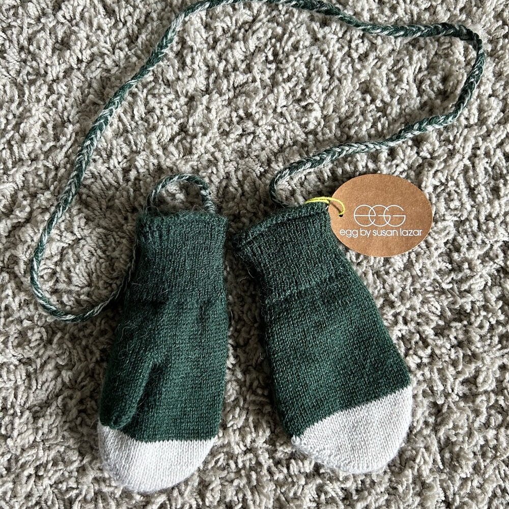 EGG by Suzan Lazar Classic Baby Mittens